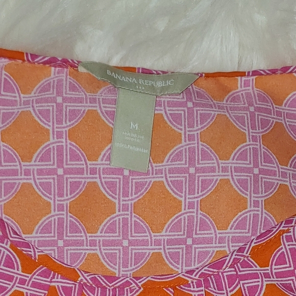 Banana Republic Pink and Orange Smocked Tank Top - Picture 2 of 8